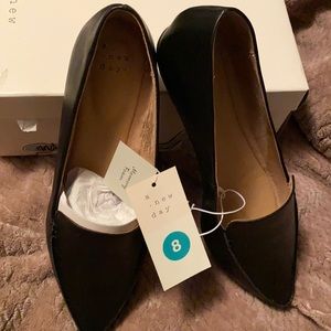 Brand new women’s flats